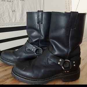 Climate harness motorcycle boots